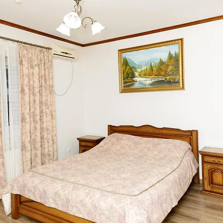 Hotel Gostyniy Dvir Synevir