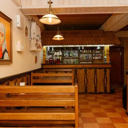 Gostyniy Dvir Synevir Hotel