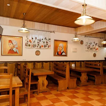 Hotel Gostyniy Dvir Synevir
